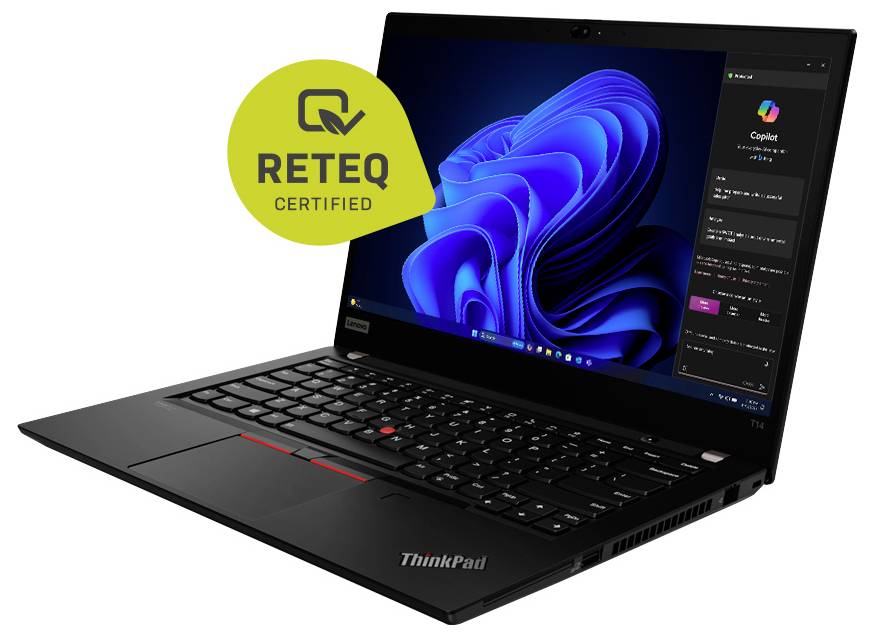ThinkPad-Laptop geöffnet mit Windows 11 und Copilot auf dem Bildschirm, überlagert mit einem Badge „RETEQ ZERTIFIZIERT