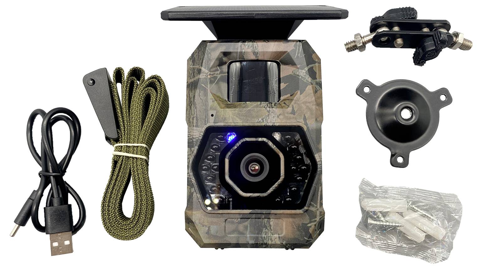 Wildkamera-Set mit Tarnkamera, USB-Kabel, Tragegurt, Montagehalterung und Zubehör-Hardware für Aufbau und Montage.
