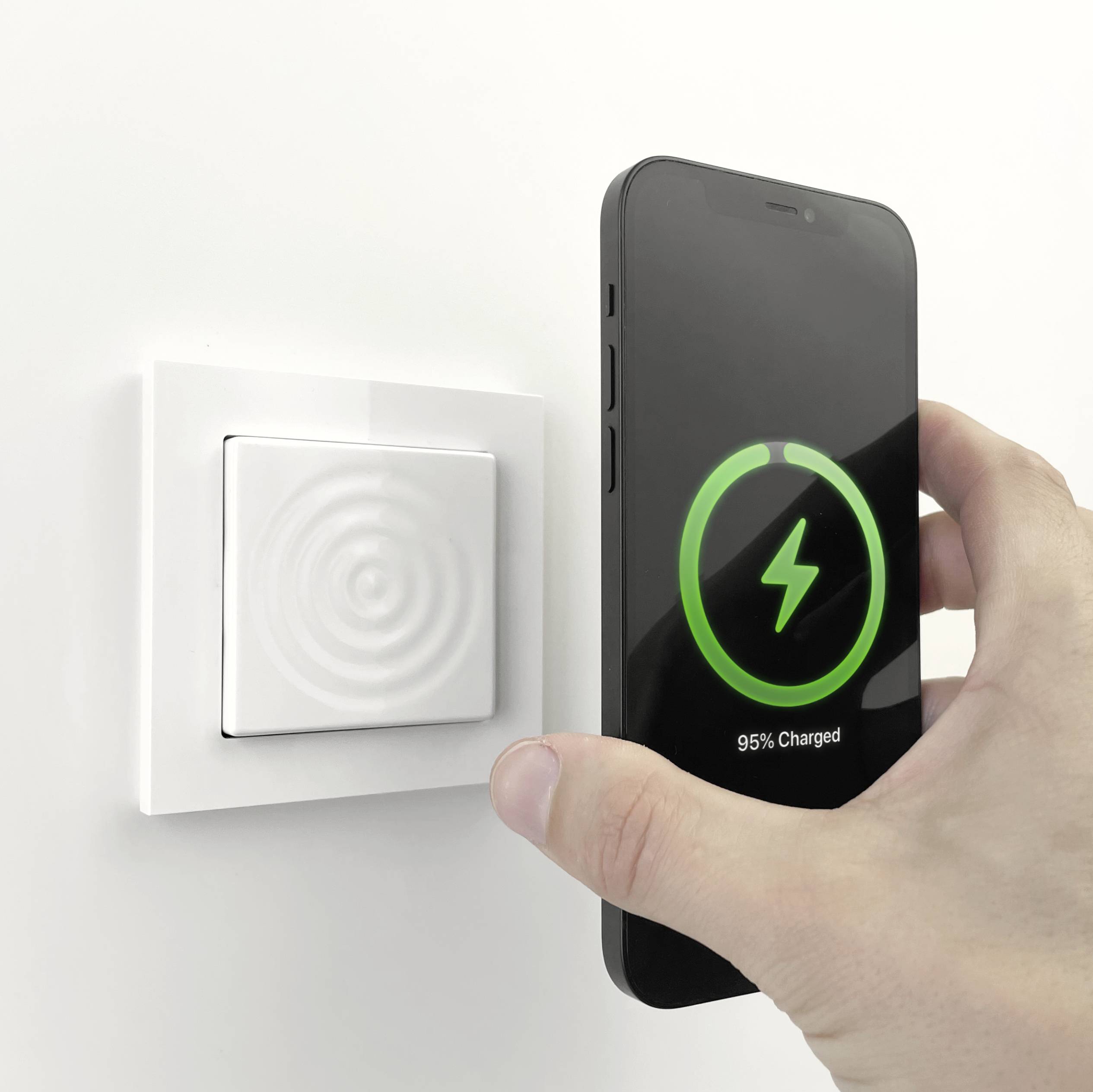 Smart Things Induktions-Ladegerät 15W WallBase 55 Magnetic Wirele WB55w Ausgänge Induktionslade-Standard Weiß