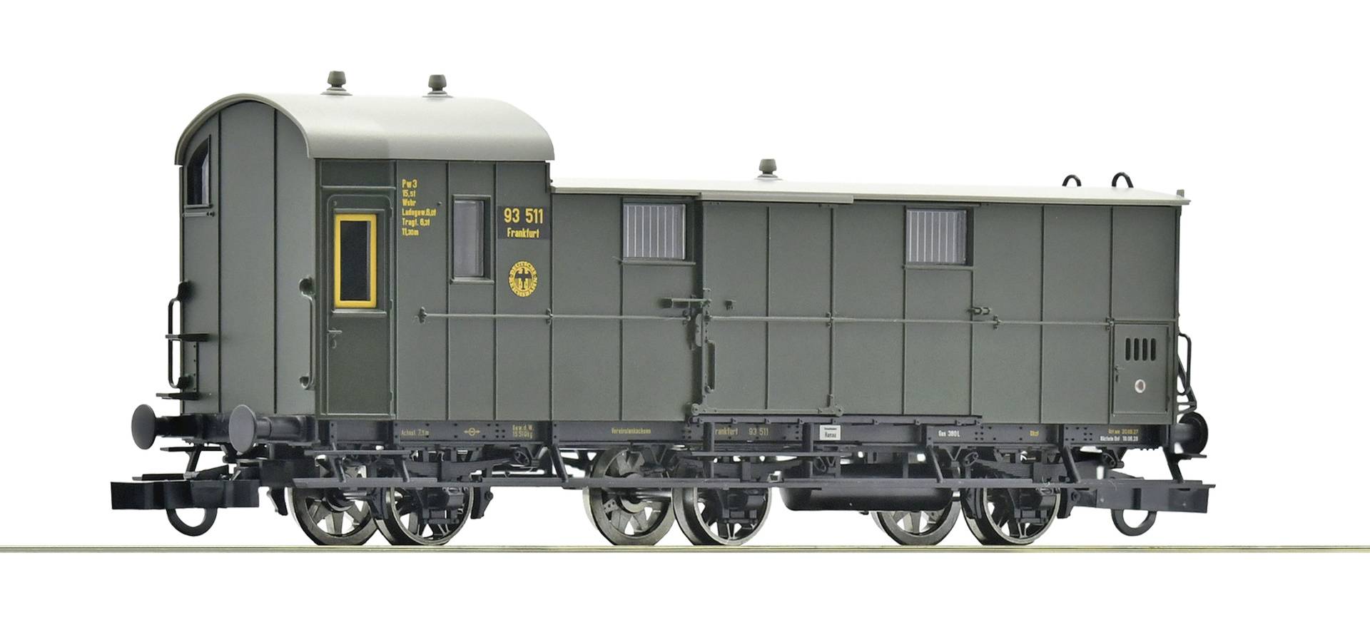 Seitenansicht eines grauen vintage Eisenbahn-Güterwagens mit kleinen Fenstern, Dachbelüftungen und schwarzem Fahrwerk auf weißem Hintergrund.