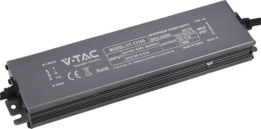 V-TAC wasserdichtes Stromversorgungsgerät, Modell VT-13100, schwarzes Metallgehäuse mit aufgedruckten Ein- und Ausgabespezifikationen auf dem Etikett.