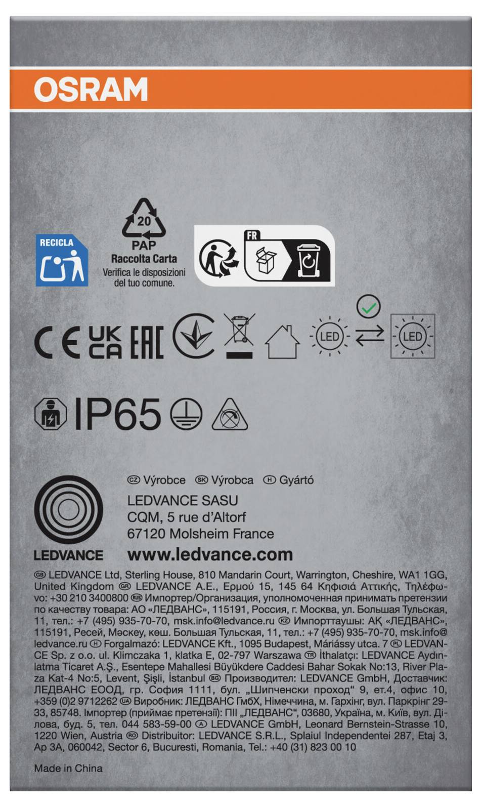 OSRAM LEDVANCE Sasu Produktetikett mit IP65-Schutzart, Recycling- und Konformitätssymbolen sowie Herstellerangaben.