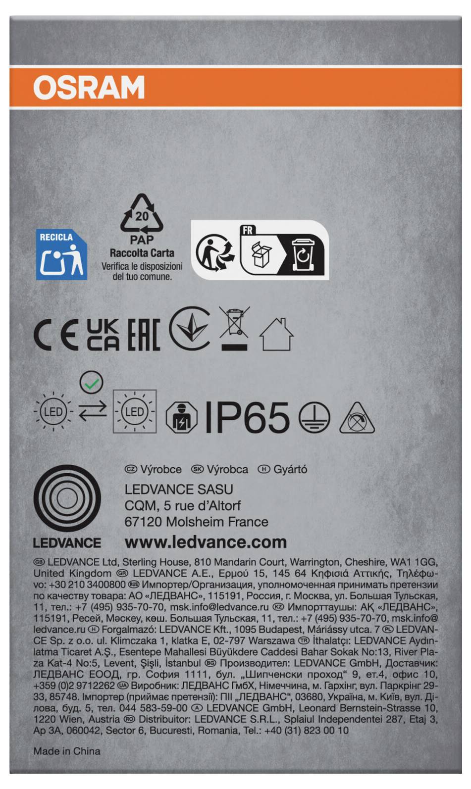 OSRAM LEDVANCE Sasu Produktetikett mit Recycling-, Zertifizierungs-, LED- und IP65-Symbolen sowie Unternehmensname und Kontaktdaten.