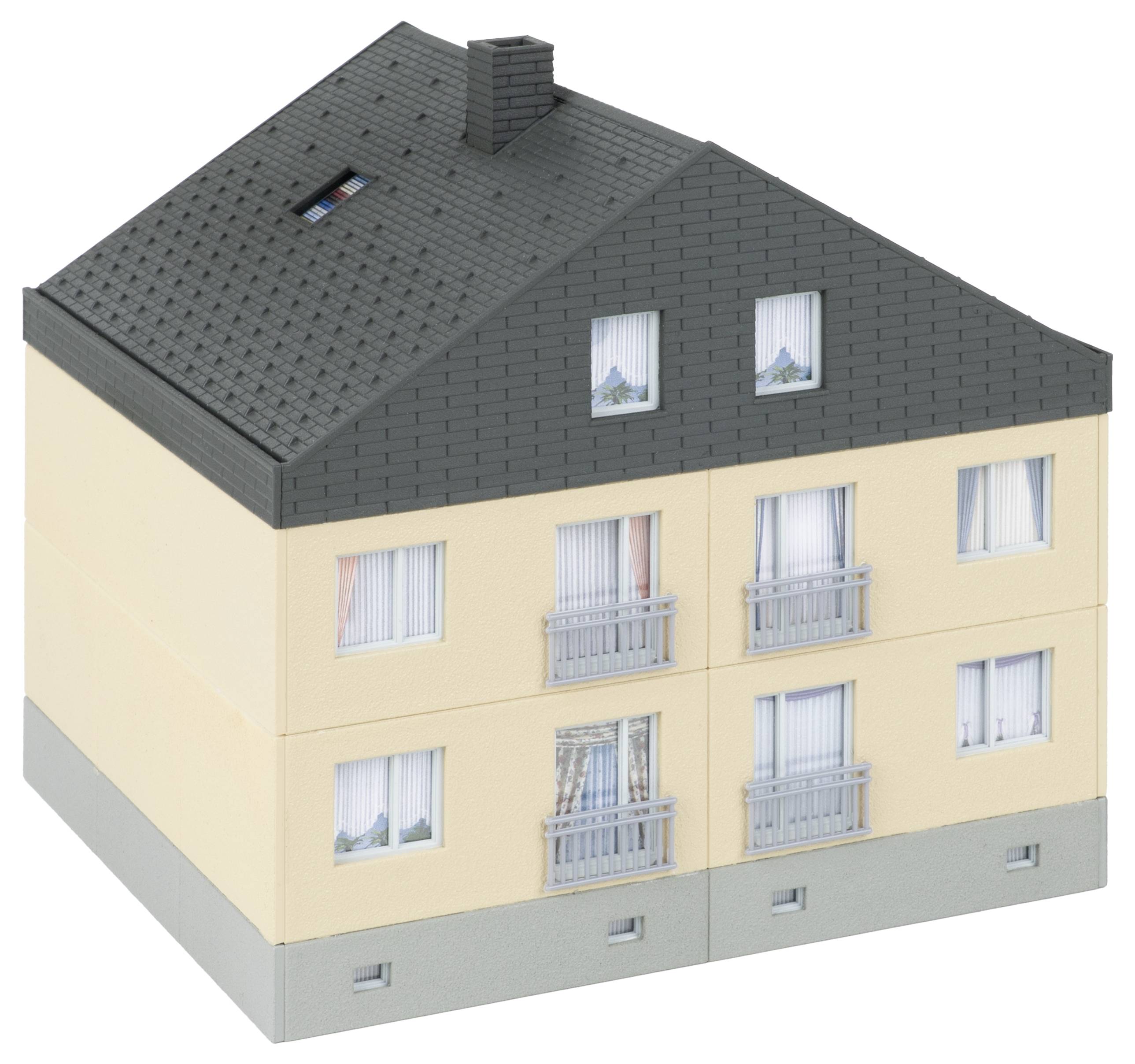 Illustration eines zweistöckigen Apartmentgebäudes mit dunklem Dach, beigen Wänden, mehreren Fenstern und kleinen Balkonen.