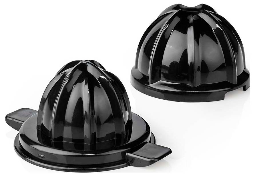 Zwei schwarze Kunststoff-Zitruspressen-Aufsätze auf weißem Hintergrund, einer montiert und einer aufrecht, die die gerippte Kegelform zeigt.