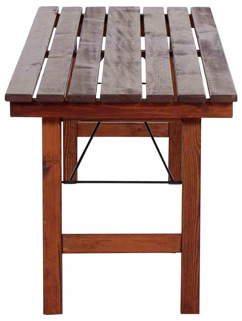 Holztisch zum Ausklappen für den Außenbereich mit Lamellentischplatte und Kreuzbrett-Abstützung auf weißem Hintergrund.
