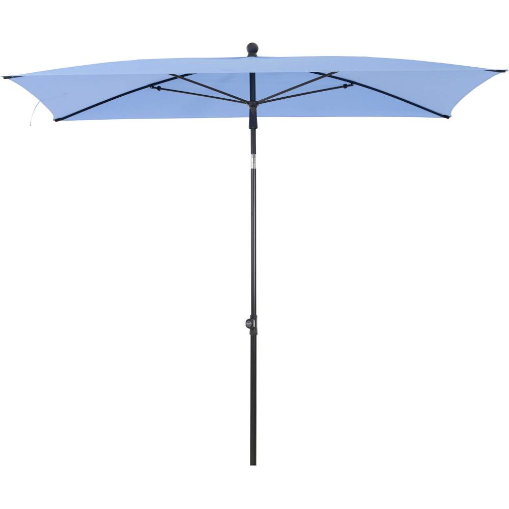 Blauer Outdoor-Terrassenschirm mit zentraler schwarzer Stange, offen vor einem einfachen weißen Hintergrund.