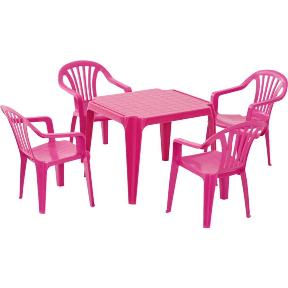 Vier leuchtend rosa Kunststoffstühle um einen passenden quadratischen Kunststofftisch auf weißem Hintergrund.