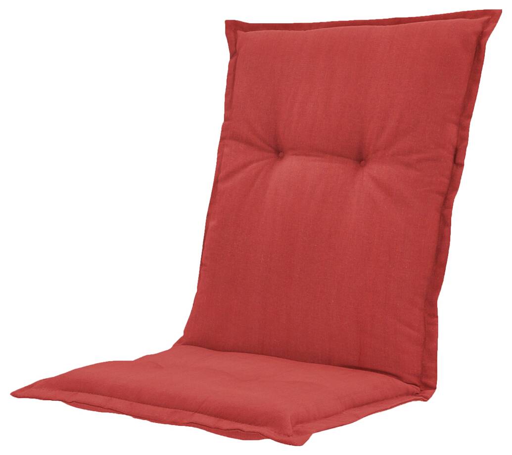 Rotes Sitzkissen auf einem Stuhl mit hoher Rückenlehne und Sitzfläche, gezeigt auf weißem Hintergrund.