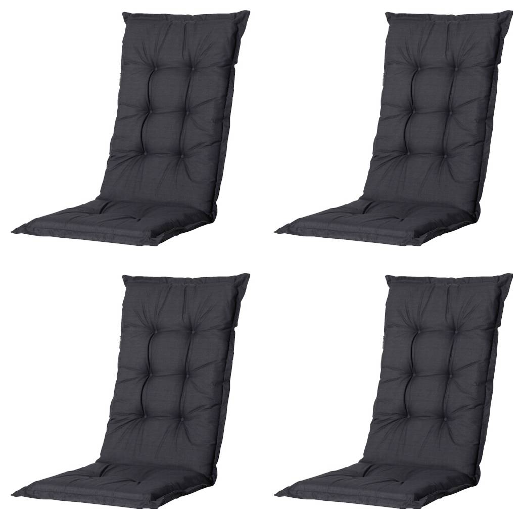 Vier schwarze, gerippte Outdoor-Sitzkissen mit hohen Rückenlehnen und eingeklappten Sitzflächen, vor weißem Hintergrund abgebildet.