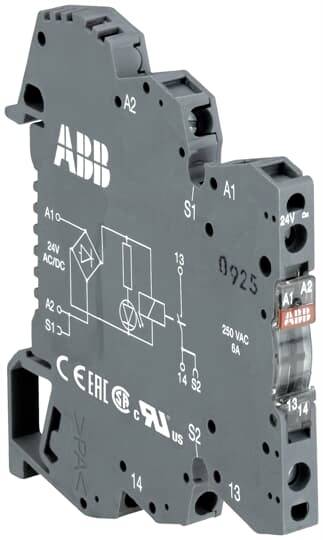 ABB-Stromrelaismodul mit gedrucktem Schaltplan, Anschlussklemmen A1, A2, S1, S2, 13, 14 und 24V/250VAC-Nennwerten auf einem DIN-Schienenbauteil.
