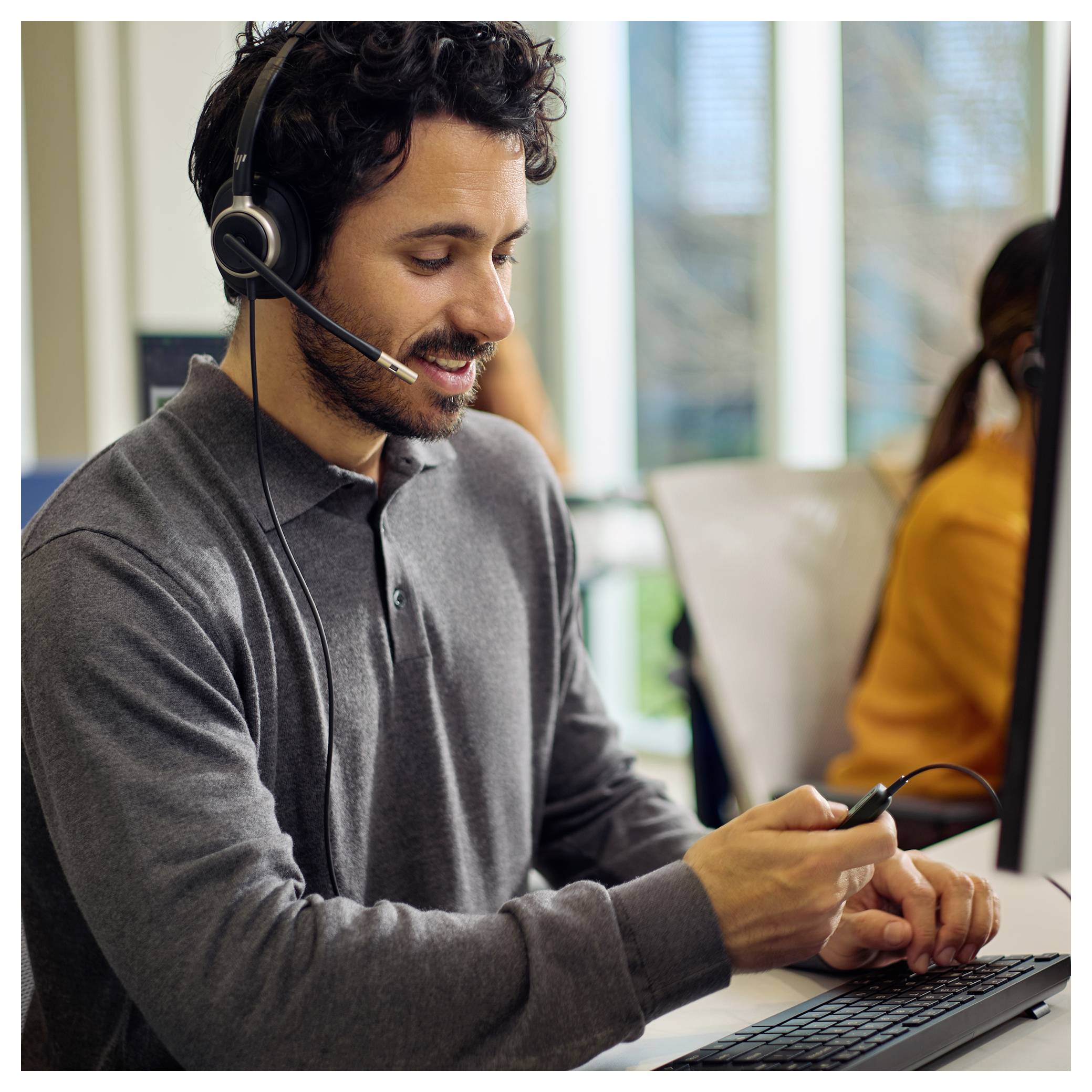 HP Poly Mission 615 USB Wired Headset On Ear Headset Schwarz