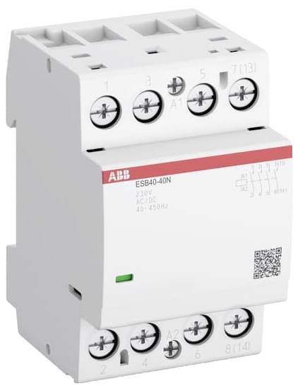 ABB ESB40-40N modularer Schütz, weißes elektrisches Relais mit rotem ABB-Etikett, Schraubklemmen und QR-Code