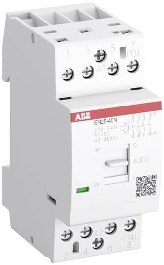 ABB DIN-Schienen-Schützrelais mit manuellem EIN/AUS-AUTO-Schalter, Klemmen und Frontbezeichnung „EN25-40N