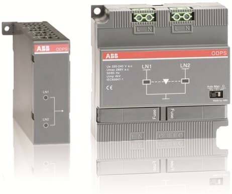 Zwei nebeneinander angeordnete ABB-Elektroschutzgeräte gegen Überspannungen, ein schmales Modul und eine größere Einheit mit der Bezeichnung „ODPS