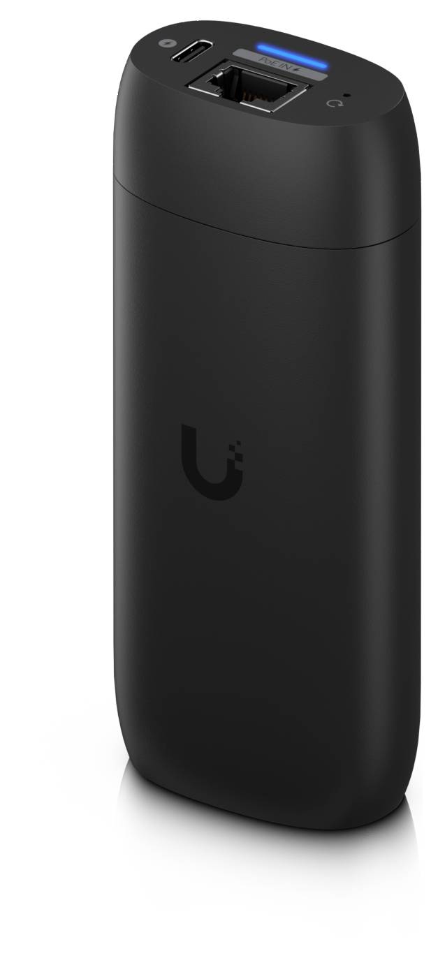 Schwarze tragbare Powerbank mit USB-A- und USB-C-Anschlüssen oben und einem Ubiquiti-Logo auf der Vorderseite.