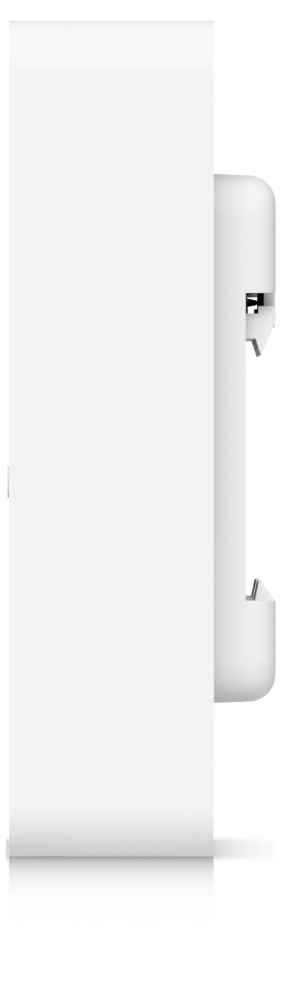 Seitenansicht eines weißen wandmontierten elektronischen Geräts oder Spenders, das ein hohes rechteckiges Frontpanel mit einer vorstehenden Befestigung auf der rechten Seite und einem Verschluss zeigt.