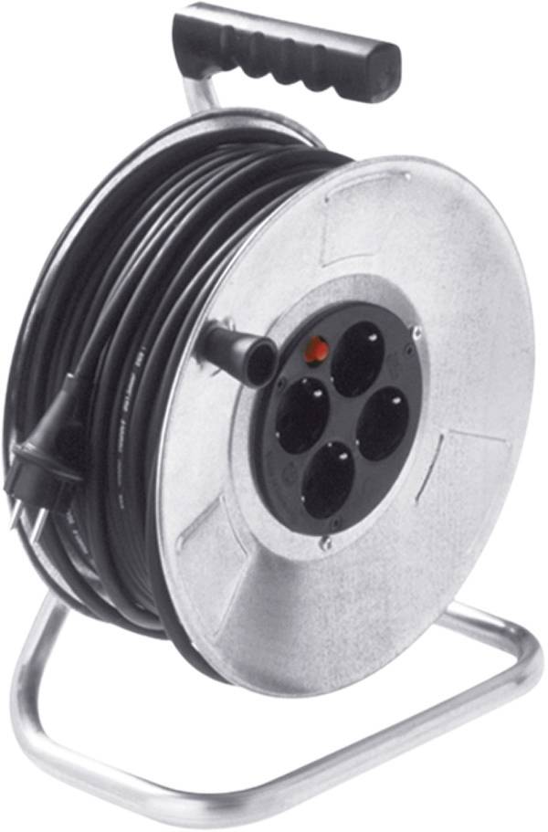 Tragbare Kabelrolle mit aufgewickeltem schwarzem Verlängerungskabel und mehreren elektrischen Steckdosen an der Vorderseite, montiert auf einem Metallständer mit Griff.