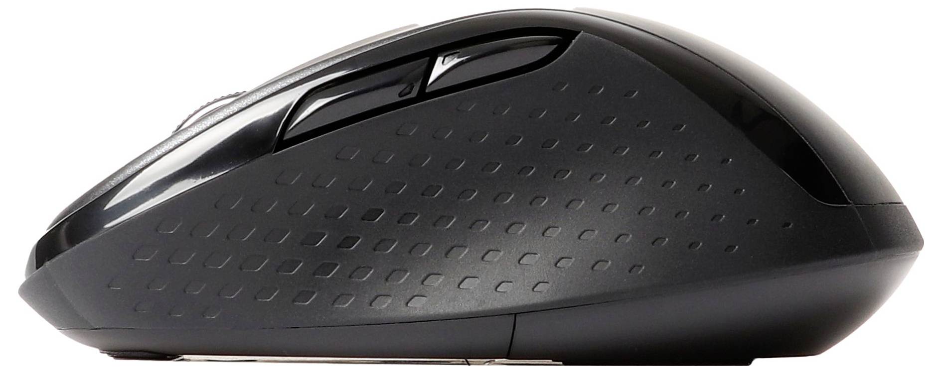 Schwarze kabellose Computermaus in Seitenansicht auf weißem Hintergrund
