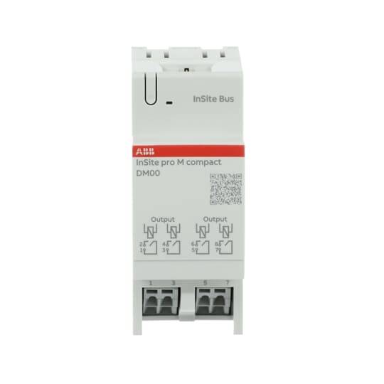 ABB InSite pro M kompaktes DM00-Busmodul mit zwei Ausgangsklemmen und gekennzeichneter Frontplatte.