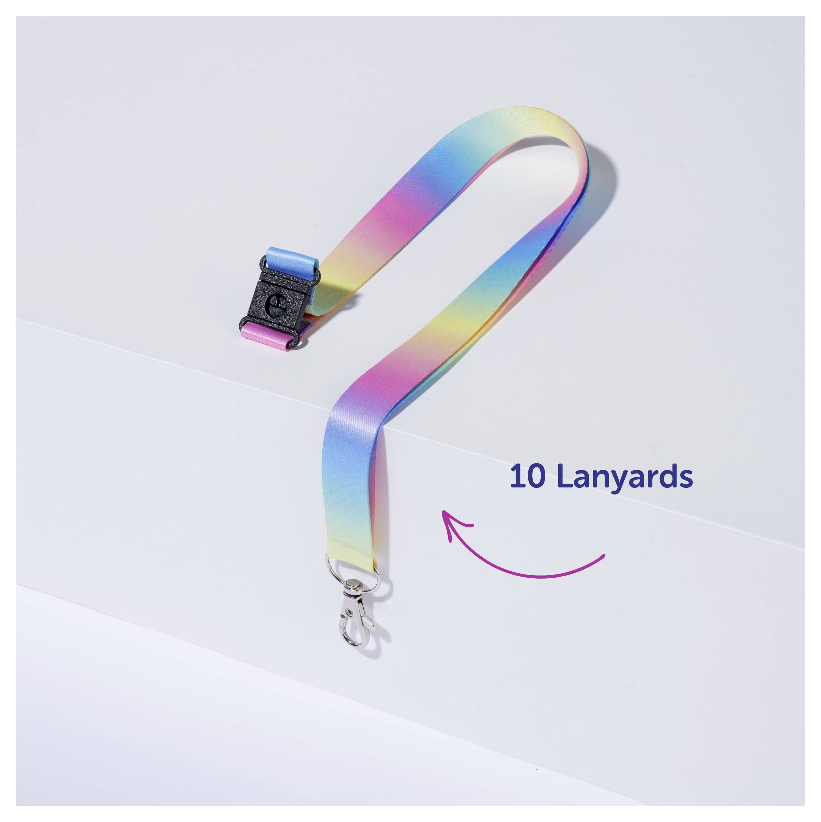 Bunter Regenbogen-Lanyard mit Karabiner; Text '10 Lanyards' und Pfeil weisen auf den Artikel hin.