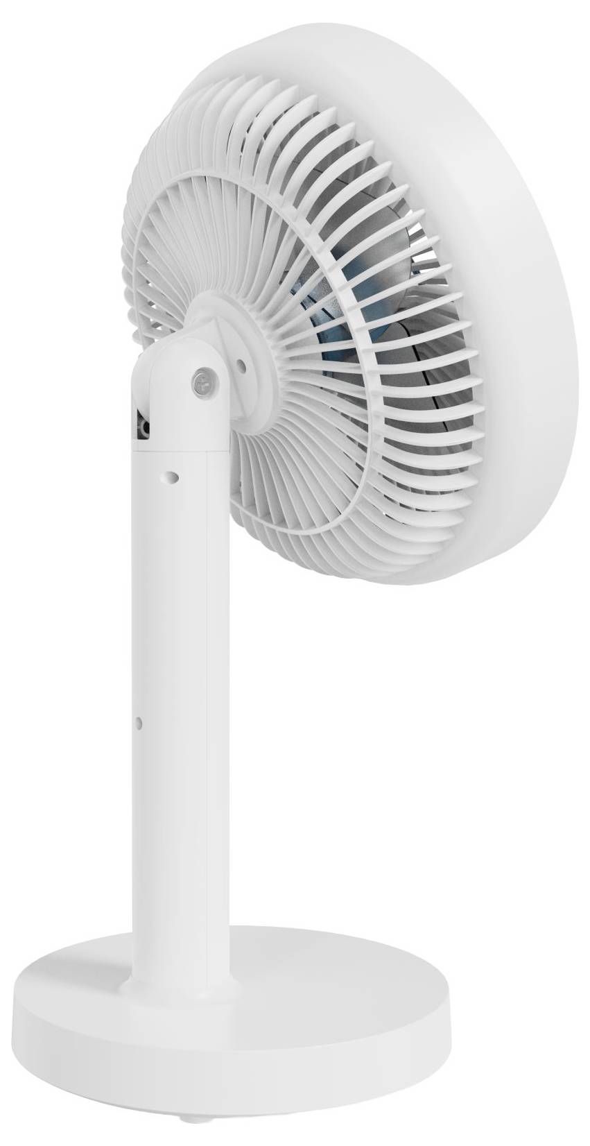Weißer Tischventilator mit Oszillationsfunktion, in Seitenansicht auf rundem Sockel vor neutralem Hintergrund dargestellt.