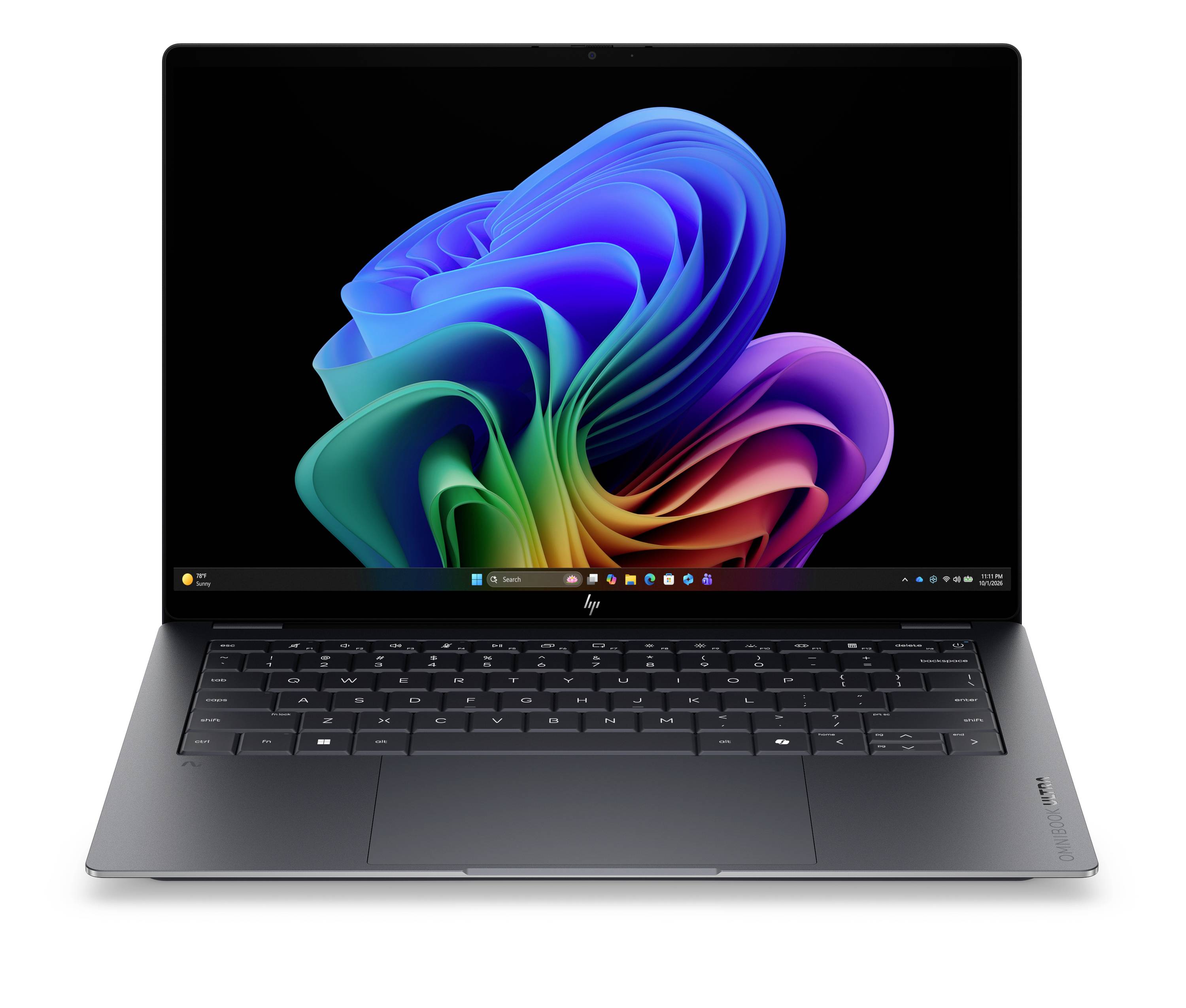 Vorderansicht eines offenen HP-Laptops, der ein farbenfrohe abstrakte Windows-ähnliche Tapete auf dem Bildschirm zeigt.