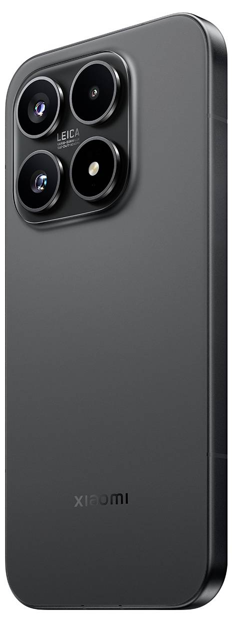 Rückansicht eines schwarzen Xiaomi-Smartphones mit einem großen quadratischen Kameramodul mit vier Linsen und Leica-Branding.