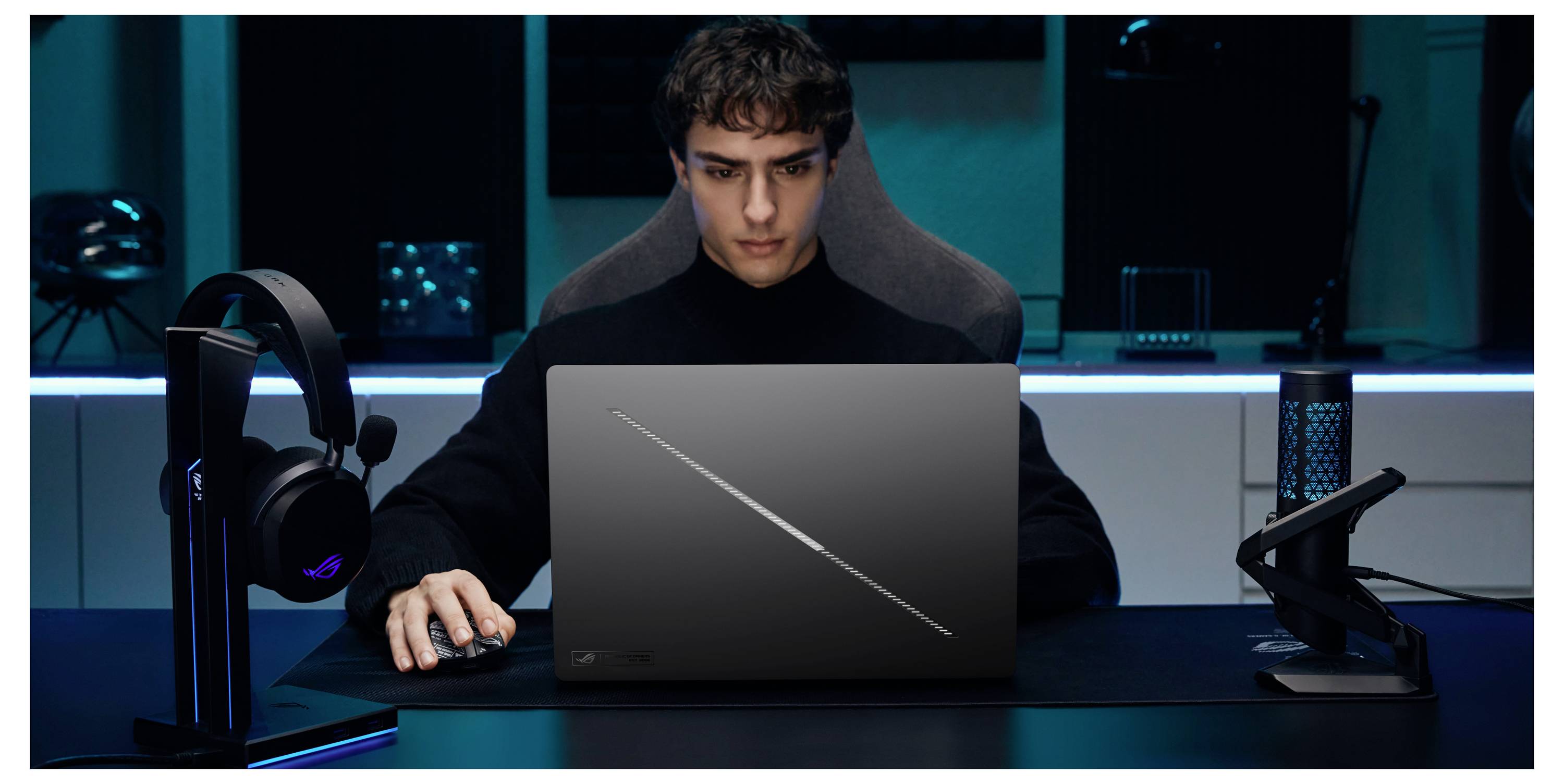 Asus Gaming Notebook 40.6cm (16 Zoll) WQXGA 386H 8GB RAM 1TB SSD Deutsch, QWERTZ Intel Intel-Grafik NVIDIA GeForce RTX 5070 GDDR7G