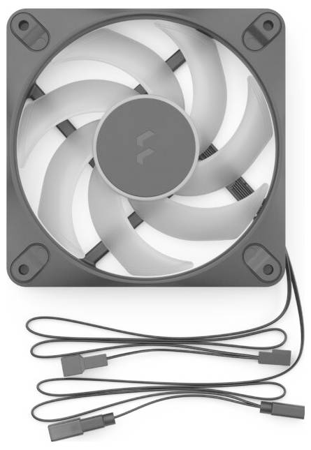 Ein quadratischer Computer-Kühlventilator mit weißen Blättern und angebrachten Stromkabeln, gezeigt auf einem einfachen Hintergrund.