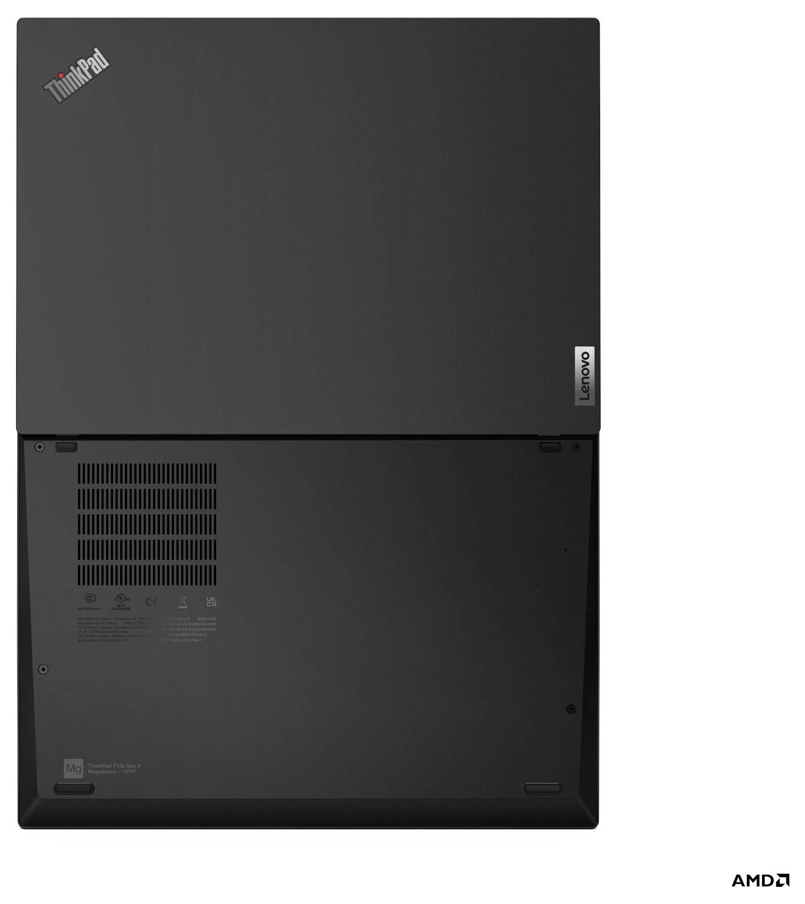 Rückansicht eines schwarzen Lenovo ThinkPad-Laptops mit sichtbarem Bodenpanel, das Lüftungsöffnungen und Aufkleber zeigt; das AMD-Logo erscheint in der Ecke.