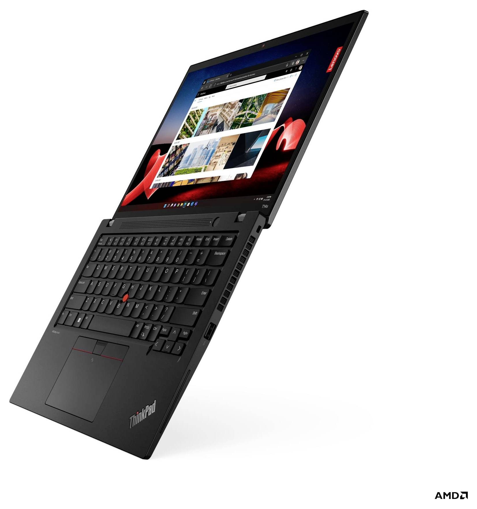 Schwarzer Lenovo ThinkPad-Laptop, schräg angewinkelt mit geöffnetem Bildschirm, der einen Webbrowser anzeigt, auf weißem Hintergrund mit AMD-Logo.
