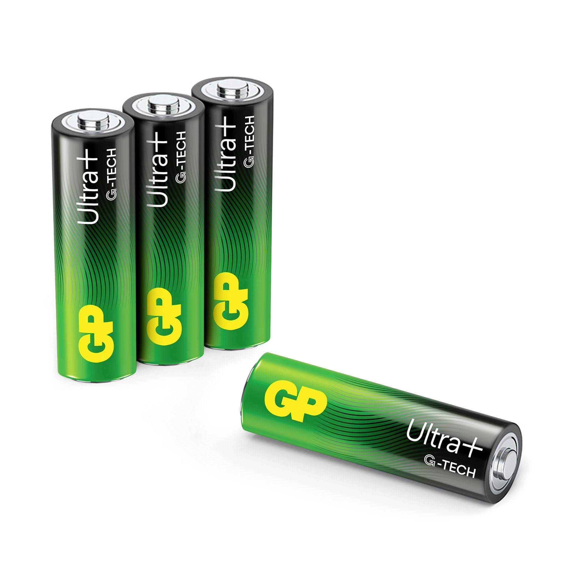 Vier GP Ultra+ G-Tech Batterien, drei aufrecht stehend und eine horizontal liegend auf weißem Hintergrund.