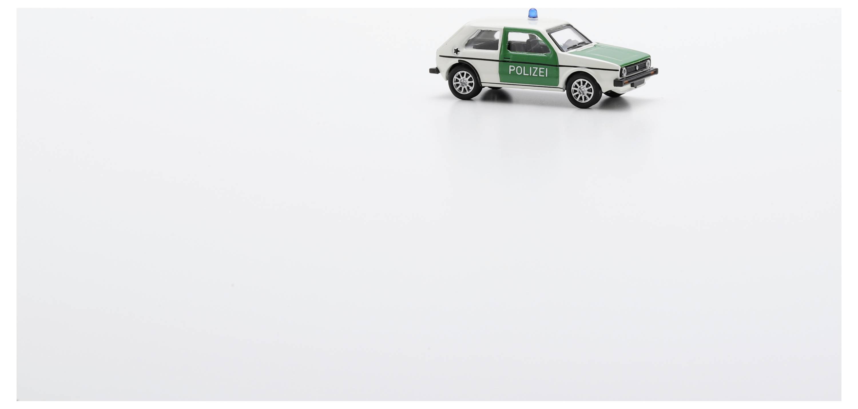 Schuco 451870009 H0 PKW Modell Volkswagen (VW) Golf I