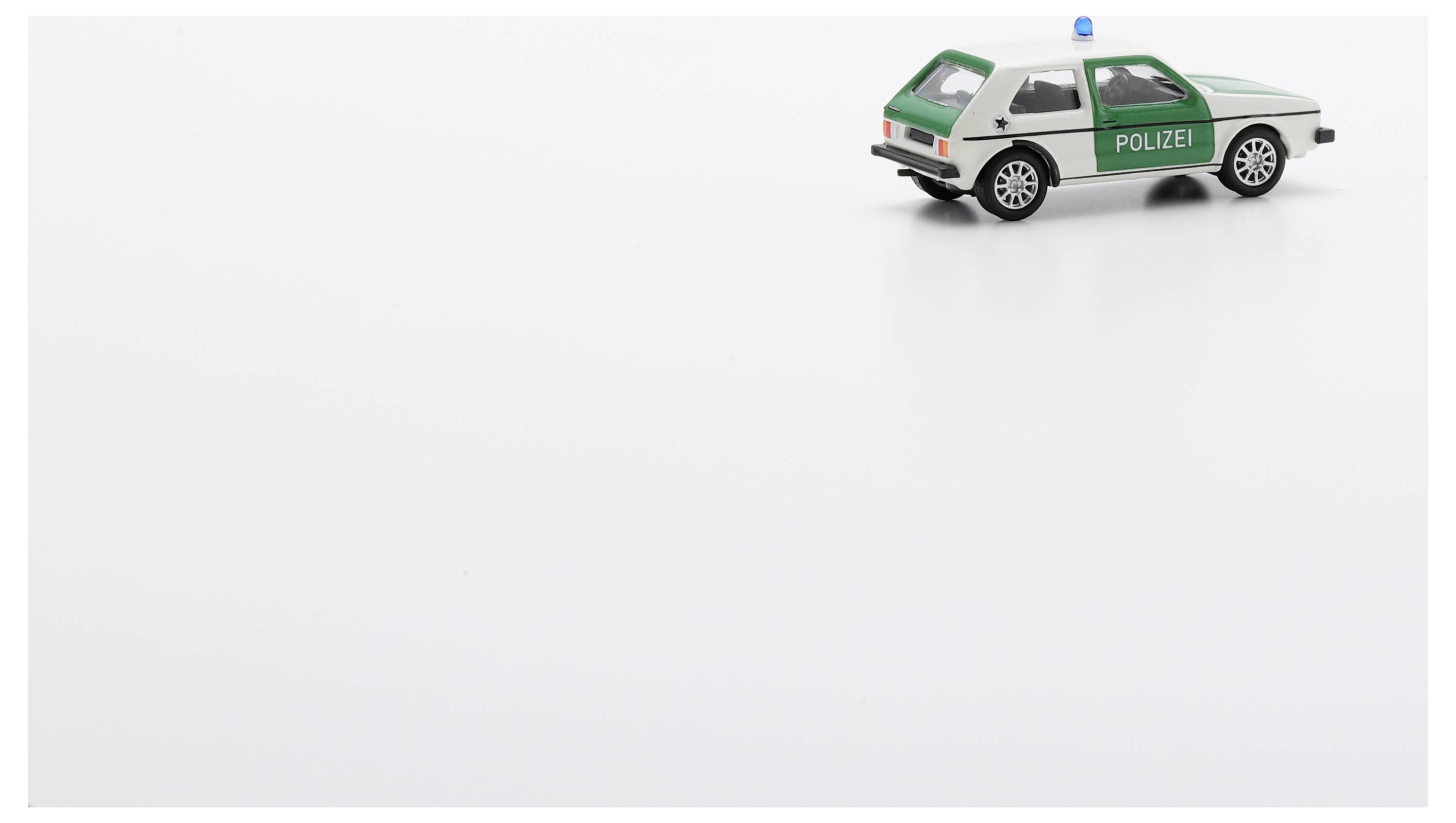 Schuco 451870009 H0 PKW Modell Volkswagen (VW) Golf I