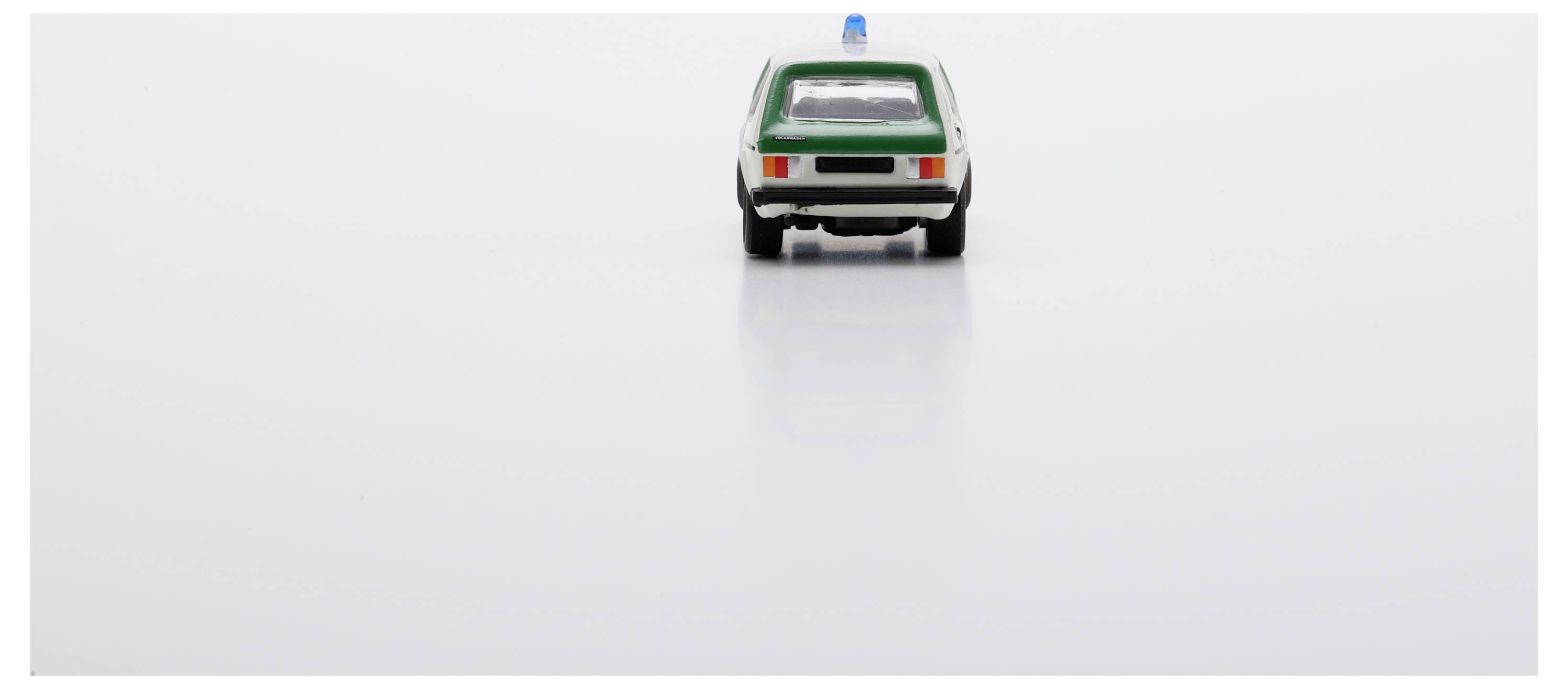 Schuco 451870009 H0 PKW Modell Volkswagen (VW) Golf I