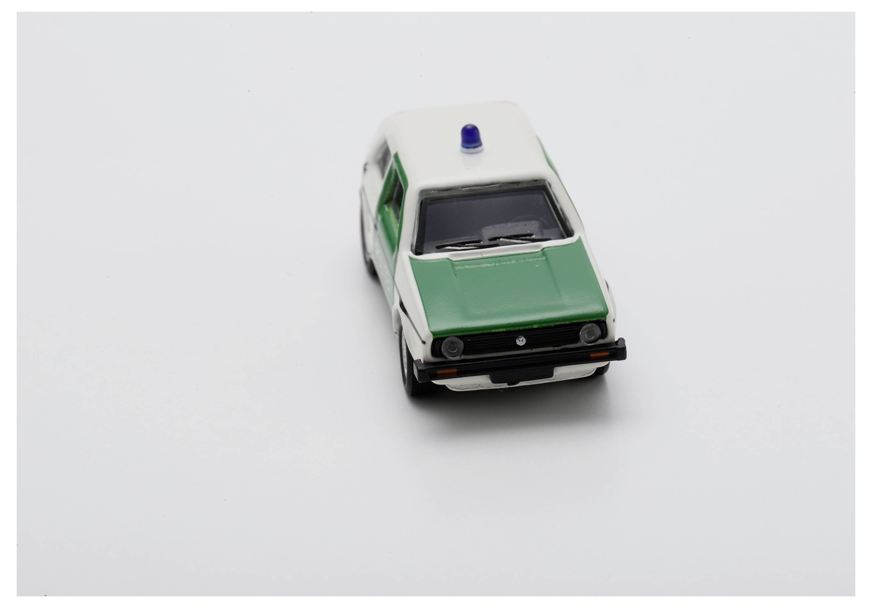 Schuco 451870009 H0 PKW Modell Volkswagen (VW) Golf I