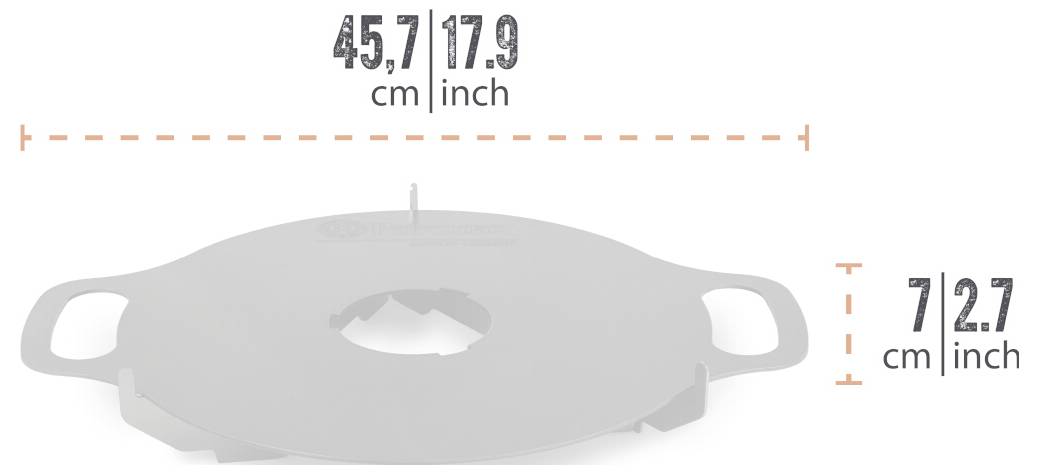 Runde Silberpfanne mit seitlichen Henkeln; Abmessungen angegeben als 45,7 cm (17,9 Zoll) breit und 7,2 cm (2,7 Zoll) hoch.