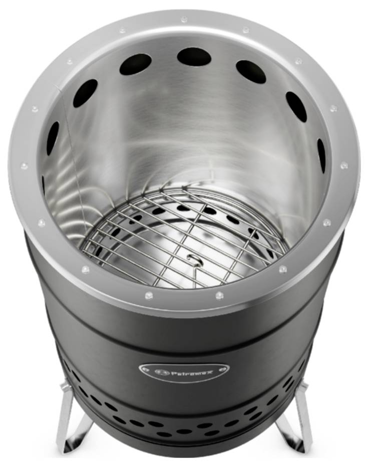 Edelstahlholzkohlengrill oder Raucher von oben betrachtet, zeigt eine perforierte innere Kammer und einen Metallkochrost auf einem Dreibeinstativ.