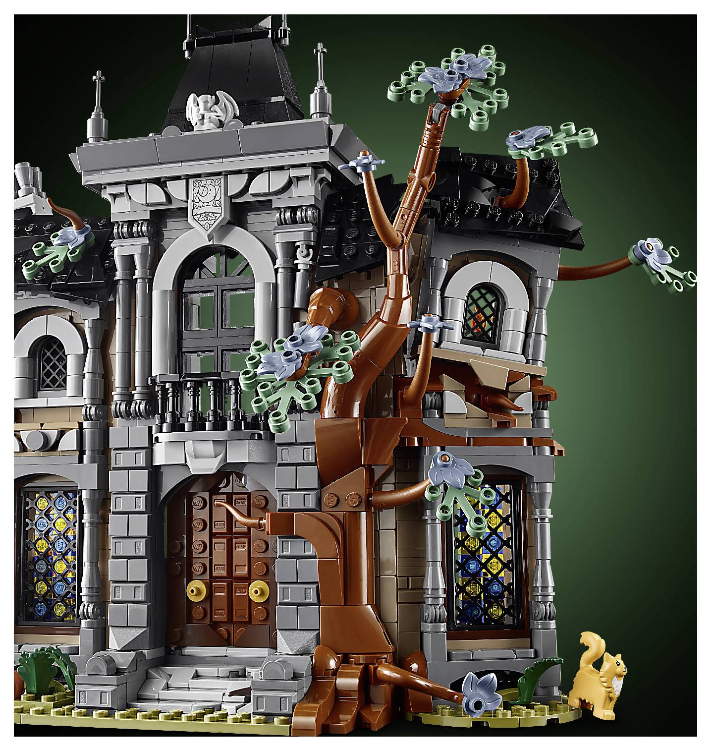 LEGO® ICONS™ 6588535 Bürgermeistervilla; Deko fürs Wohnzimmer oder Büro; 3 Minifiguren, die im Dunkeln leuchten; cooles Geschenk