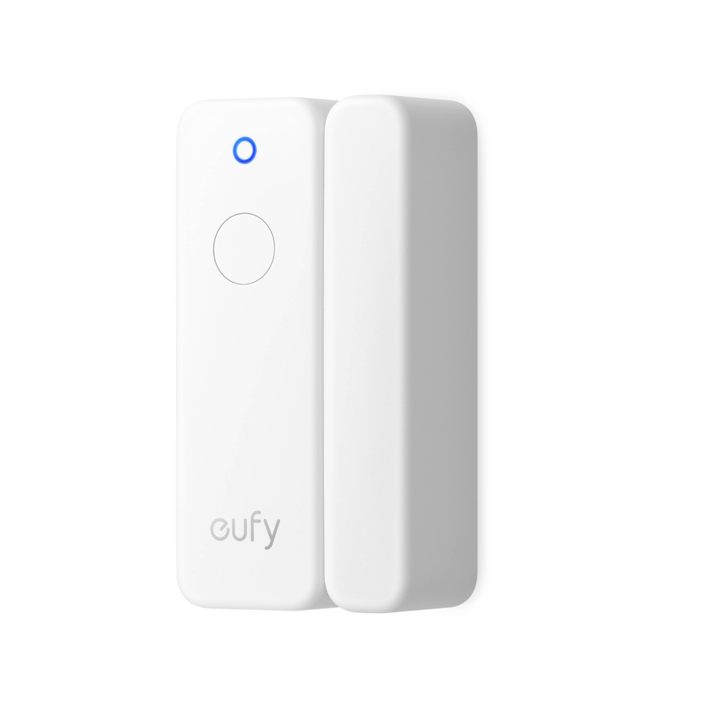 Weißer Eufy-Kontaktsensor mit blauem Statuslicht und kreisförmigem Knopf, von vorne und von der Seite auf einfachem Hintergrund gezeigt.