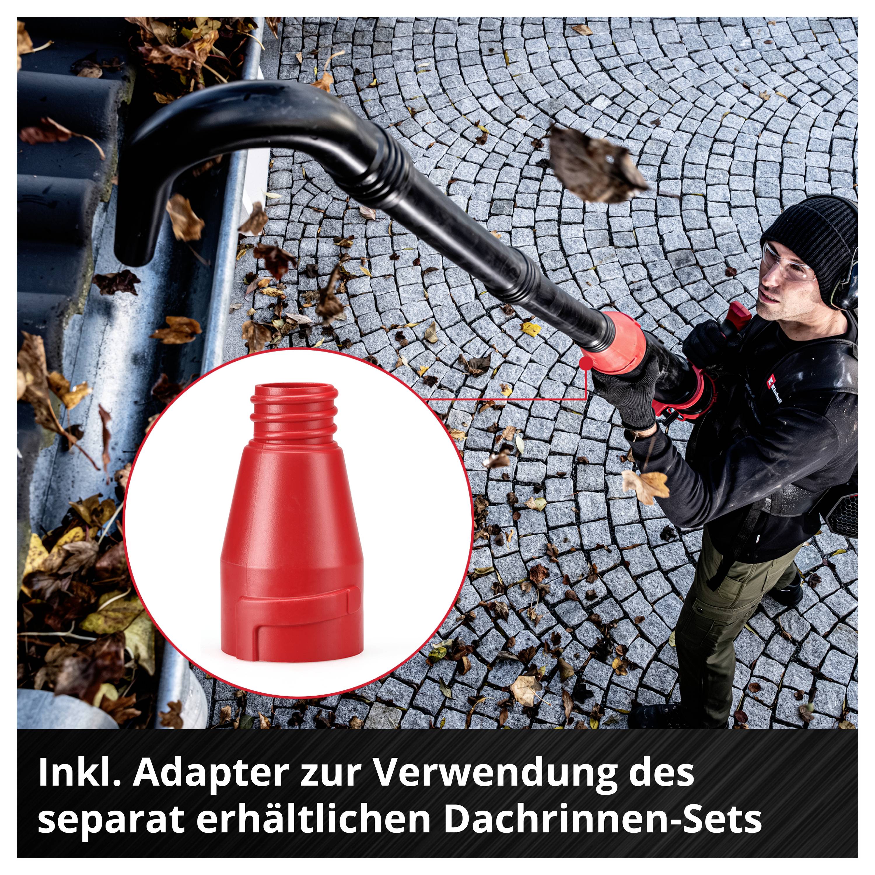 Mann nutzt Laubbläser mit langem Rohr; Einblendung zeigt roten Adapter. Text: 'Inkl. Adapter zur Verwendung des separat erhältlichen Dachrinnen-Sets'