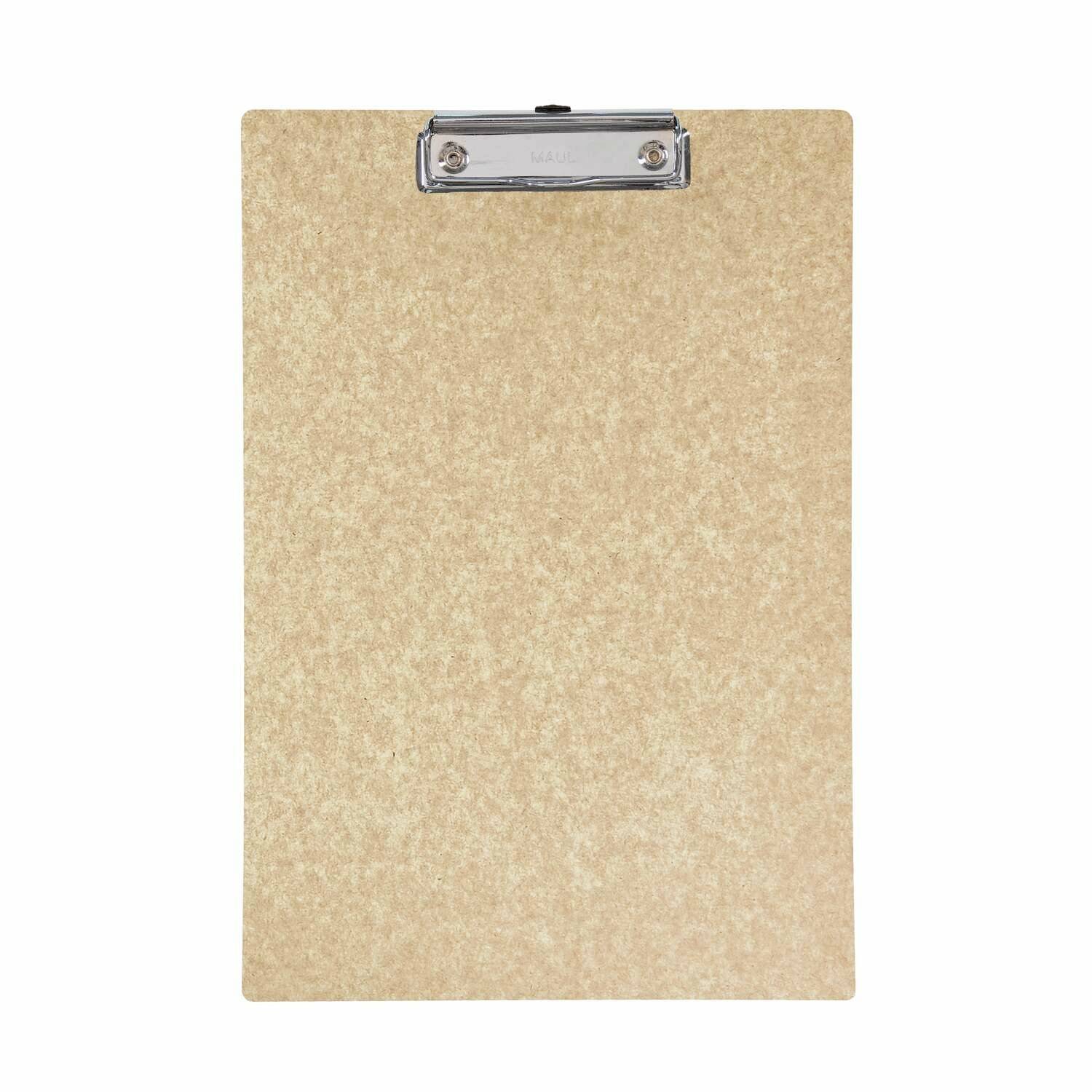 Eine leere beige Zwischenablage mit einer Metallklammer oben, isoliert auf weißem Hintergrund.