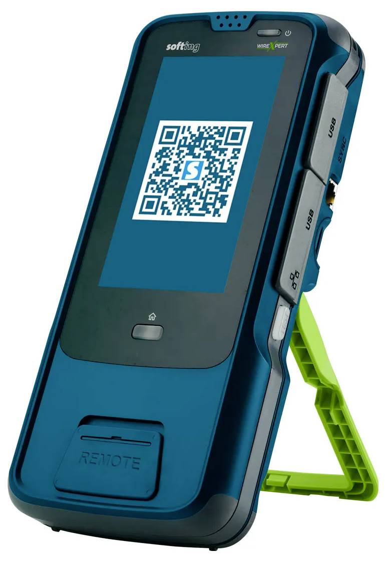 Tragbares Barcode-Scanner-Terminal mit QR-Code auf dem Display, mit Seitentasten und grünem Ständer.