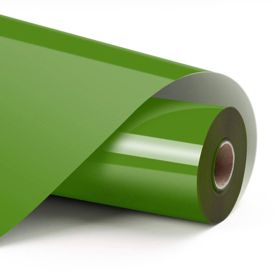 Helle grüne Rolle aus glänzender Klebfolie oder Vinyl, teilweise auf weißem Hintergrund abgerollt.