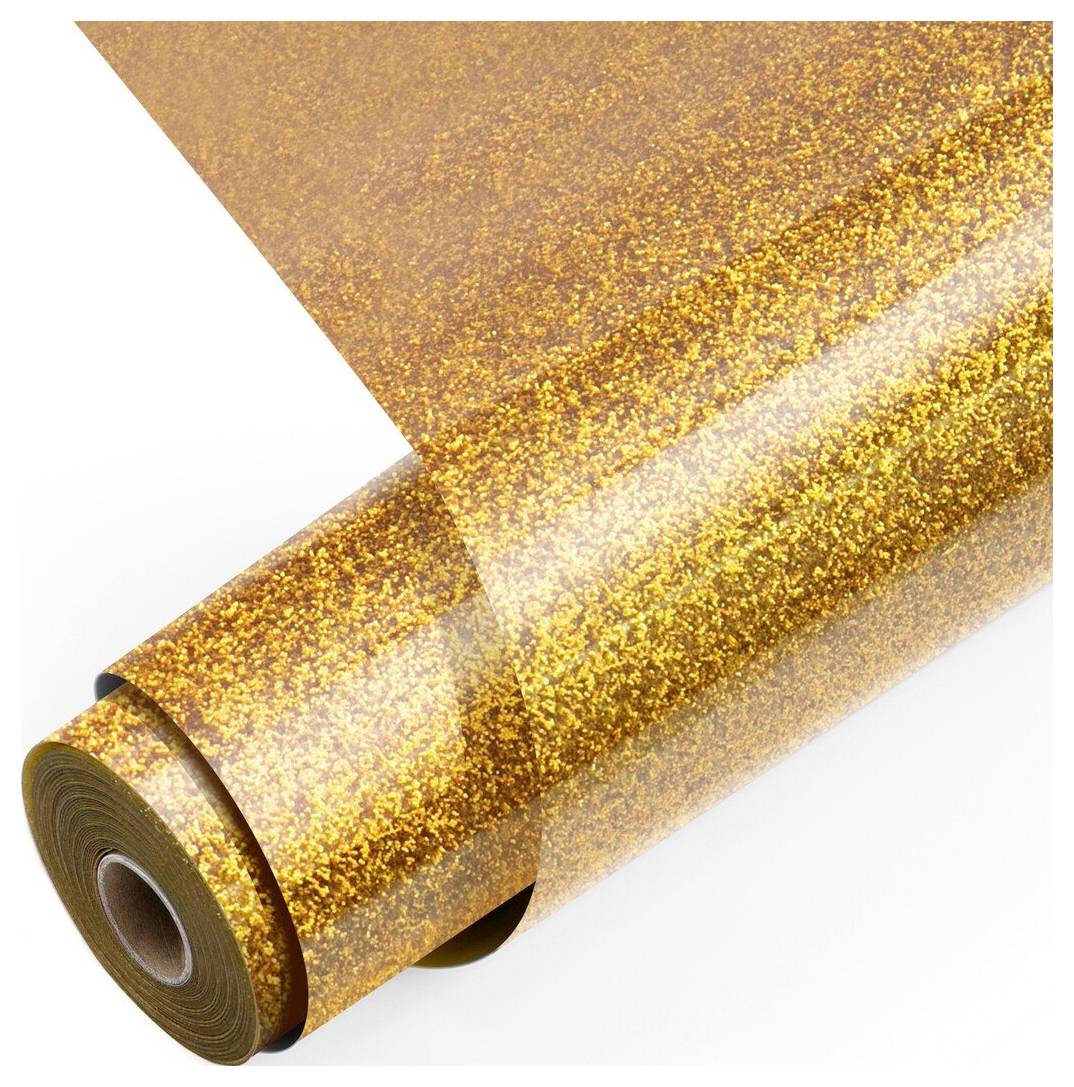 Aufgerollte Rolle aus goldener Glitterfolie oder Verpackungsmaterial auf weißem Hintergrund, teilweise abgerollt, um ihren reflektierenden Glanz zu zeigen.