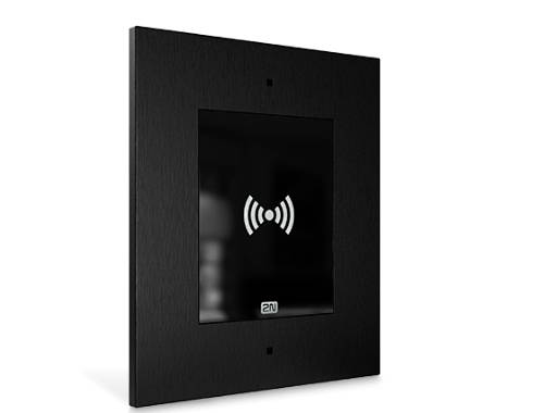 Schwarzes wandmontiertes kontaktloses Zutrittskontrollgerät mit drahtlosem Tap-Symbol und kleinem „21D