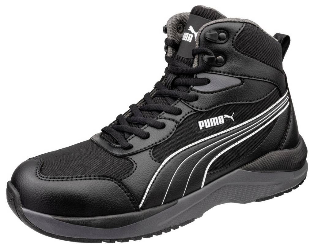 Schwarzer Puma High-Top Sportschuh mit weißem Logo und silbernen Seitenstreifen, auf weißem Hintergrund dargestellt.