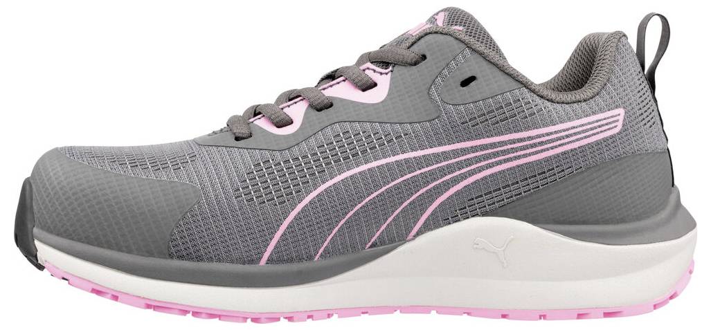 Grauer und rosa Sportlaufschuh in Seitenansicht, mit Mesh-Obermaterial, Schnürsenkeln und gepolsterter Sohle.