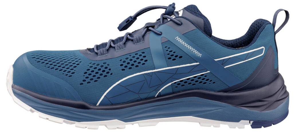 Blauer athletischer Trailrunning-Schuh gezeigt in Seitenansicht auf weißem Hintergrund.